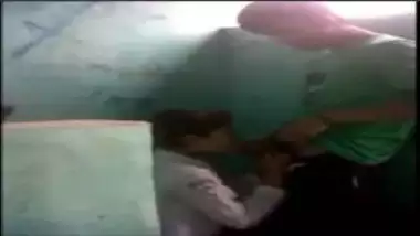 Secret Sex Video Of Uttar Pradesh College Couple In Bathroom Indian