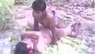 Bhai Bahan Ne Gaon Ke Jungle Me Jam Kar Chut Chudai Ki Indian Porn