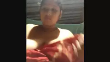 Desi Aunty Showing Her Hairy Pussy And Round Big Boobs Indian Porn