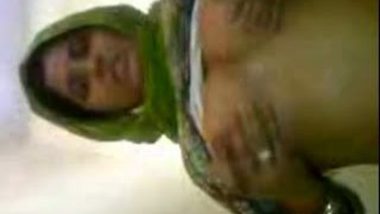 380px x 214px - Kashmiri Sexy Girl Rizwana First Time Her Young Chachu - Indian ...