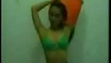 Tamil Acter Sayesha Hot Ana Anal Videos - Sayesha Saigal Photo Xxx indian porn