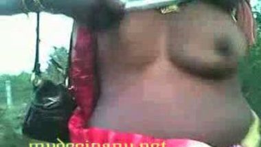 Indian Desi Xxxvdo - Desi Xxxvideo Village Bhabhi Fun With Neighbor - Indian Porn Tube ...