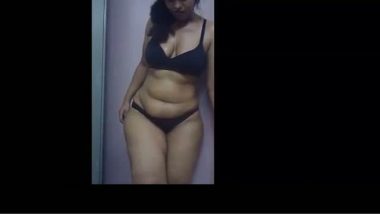 Kashtanka T Video Indian Housewife Sexy Bra Panty Show Real ...