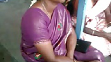 380px x 214px - Satin Silk Saree Saraswathi Aunty Nude - Indian Porn Tube Video