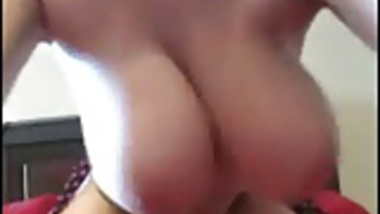 Niveda Thomas Hot Bouncing Boobs - Indian Porn Tube Video