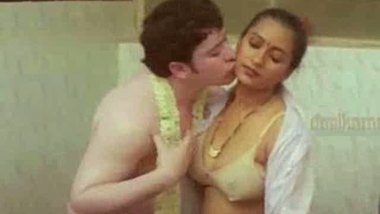 380px x 214px - Sudha Sudhir Vishnu Priya Sex Videos Romance indian porn