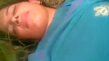 Telugusexvillege Vidios - Telugu Village Aunty Outdoor Porn Sex Mms - Indian Porn Tube Video