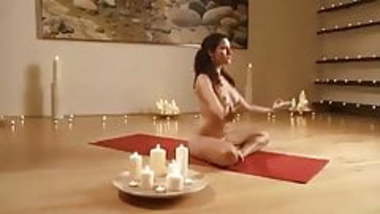 Jenny Scognamiglio Naked Video - Jenny Scognamiglio Nude Yoga indian porn
