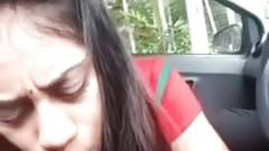 Xhxxnom - Pressing Mamme Of Desi Ladki In The Car - Indian Porn Tube Video