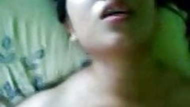 First Time Sex Dard Se Chilati indian porn