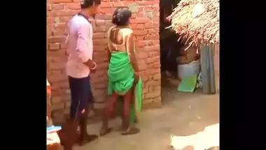 घर में अकेले माँ बेटे के साथ चुदाई