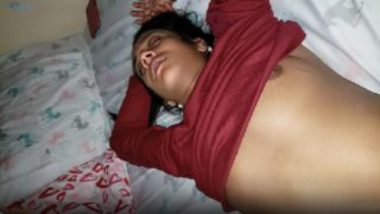 Fucking sexy pussy of drunk young delhi girl