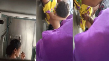 Sex in train in Khulna
