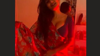 Anveshi Jain Live Nude On Her App