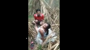 Indian Sex Video Of Nri Girl Doing Outdoor Sex At Roof Top With Lover