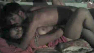 Horny Desi Couple Hot Fucking Middle Of Night - Indian Porn Tube Video