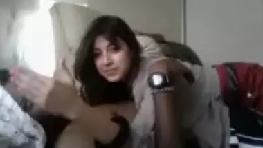 बहन के चूत की सील तोड़ते हुए सेक्स वीडियो