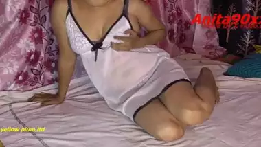 कॉलेज गर्ल अनिता की चिकनी चूत चुदाई