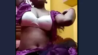 Boobs Chusana - Very Beautiful Girl Girl Showing Her Boobs On Video Call - Indian Porn Tube  Video | dreamhookah.ru