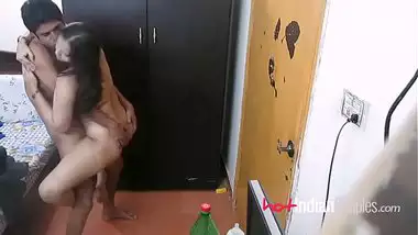 हिन्दी टीचर की रूम मे खड़े खड़े ले ली