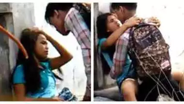 कॉलेज बंक कर चुदाई करते लवर्स