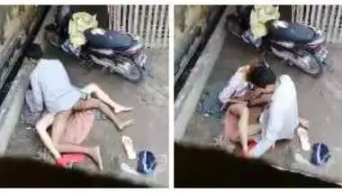 मणिपुरी कपल को चुदाई करते पकड़ा