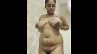 Oasi Das Bathing Nude Only Fans Video - Indian Porn Tube Video