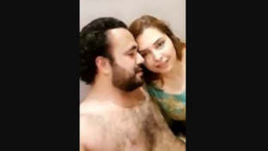 Desi Pakistan Actress Leaked Full 5 Videos Link