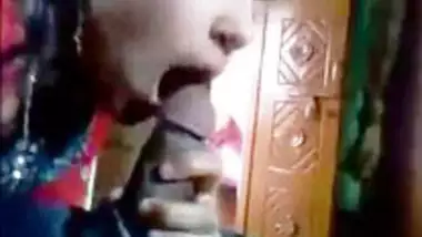 कामवाली रीना ने लिया मोटा लंड