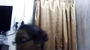 वीडियो चाहिए भारतीय,