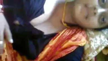 सुंदर सेक्सी तस्वीर देसी बंगाली साथ भारतीय चाची सेक्सी स्तन को उजागर