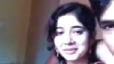 सुपर गर्म प्यारी प्रेमिका चुम्बन चुंबन