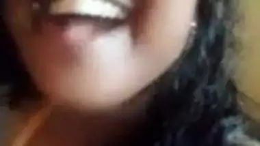 Hot Srilankan nude MMS video