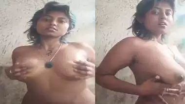 Indian short hair big boobs girl naked bathing
