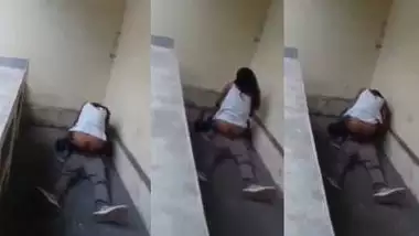 Outdoor xxx MMS of a college couple fucking behind the college