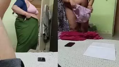 Daughter recording mom nude body viral dress change